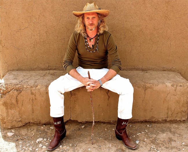 Jimbo Mathus (of Squirrel Nut Zippers) and The Dial Back Sound